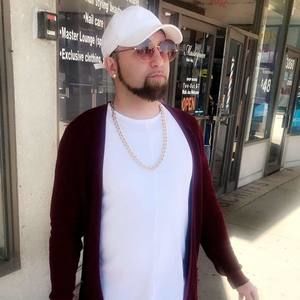 Meet your Posher, Thomas